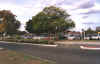 bassendean station from bus stop.jpg (93895 bytes)